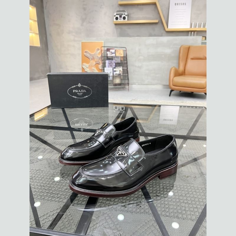 Pra*a leather shoes
